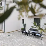 Rose Apartment
